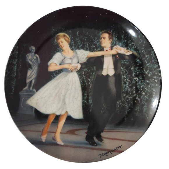 Vintage The Sound of Music Laendler Collector’s Plate 1987 Edwin M Knowles - Picture 1 of 7